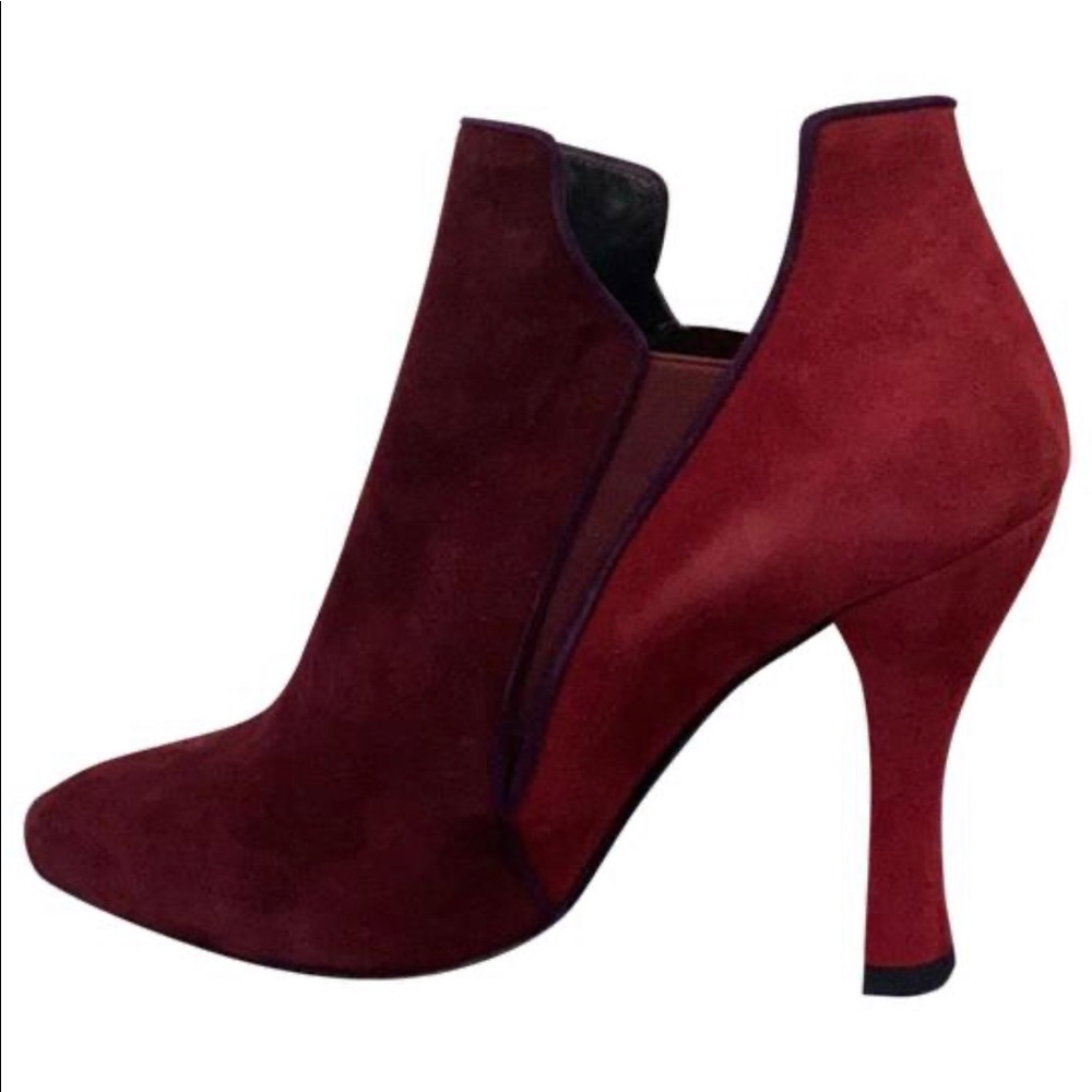 Stuart Weitzman Booties